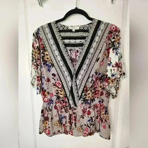Plus size Umgee top #42 - Picture 1 of 6